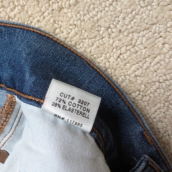 SOLD,NO Buy.J Brand Love Story Jeans 26 x 35 Flare Loveless Blue Long light wash - Picture 10 of 14